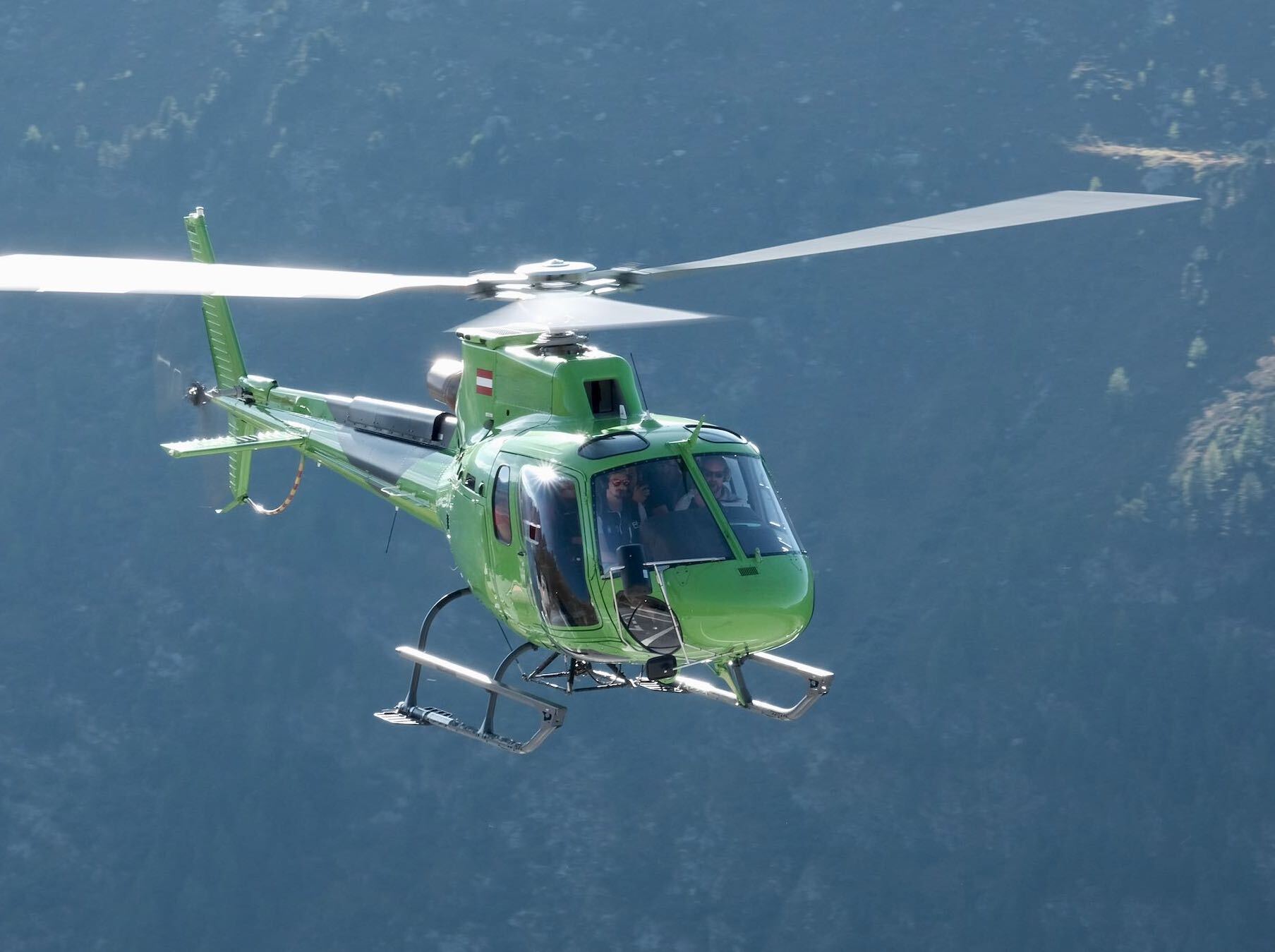Eurocopter AS350 B3 / H125