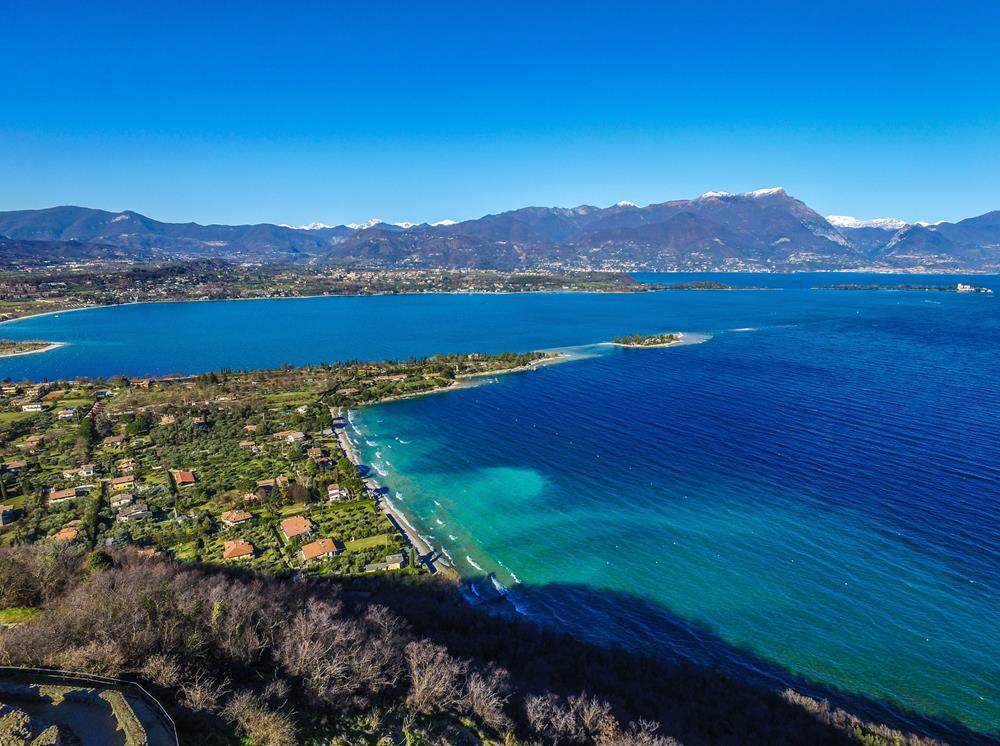 Helicopter Tour Lake Garda: Malcesine Scenic Flight - Medium 45 Minutes