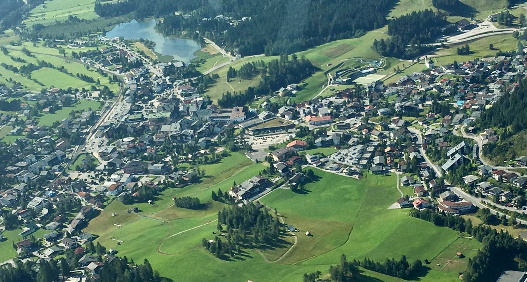 Olympia Region Seefeld-Sightseeing Flight 35 min.